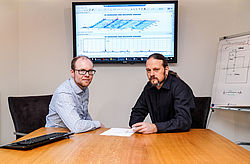 Björn Buchhorn (left) and Lars Gronemeier in the training room